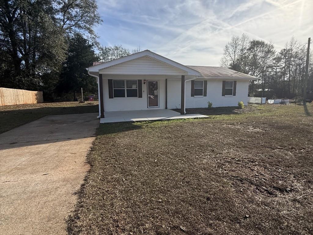 Image of Property at 1211 County Road 189, Valley, AL 36854