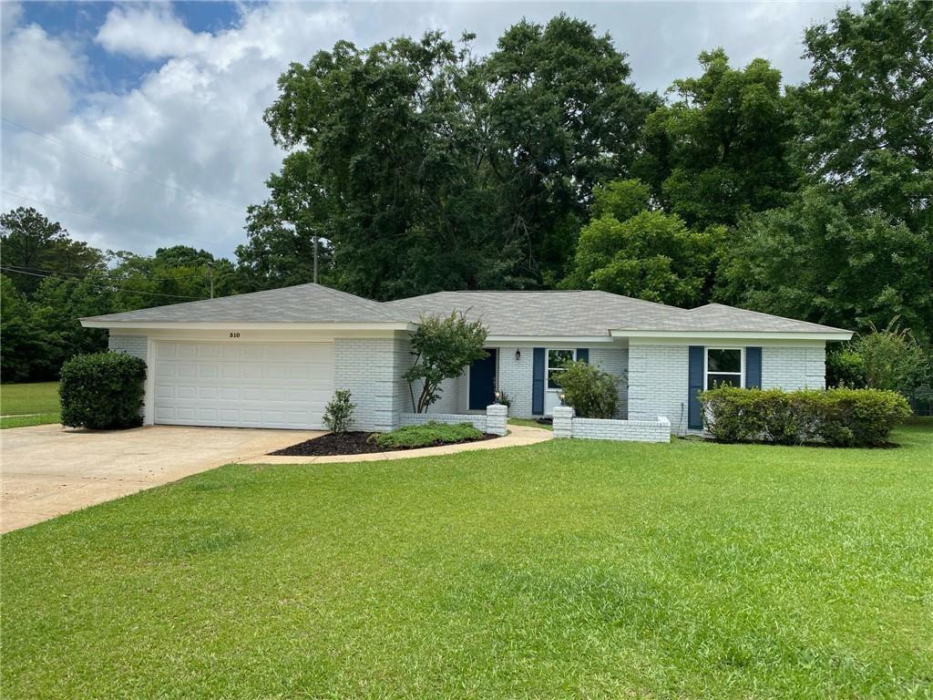 Image of Property at 510 India Road, Opelika, AL 36801