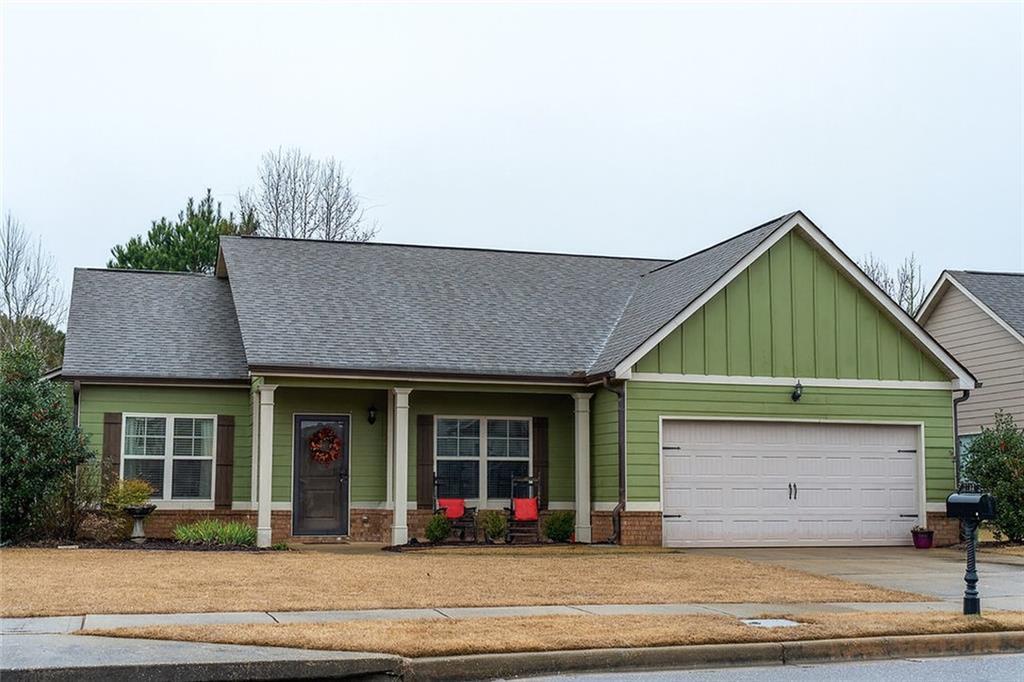 2712 Tara Court Opelika, AL 36804