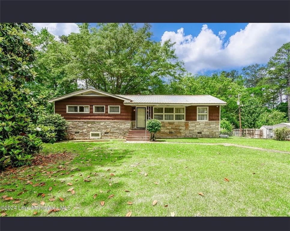 Image of Property at 634 Spring Hill Road, Alexander City, AL 35010