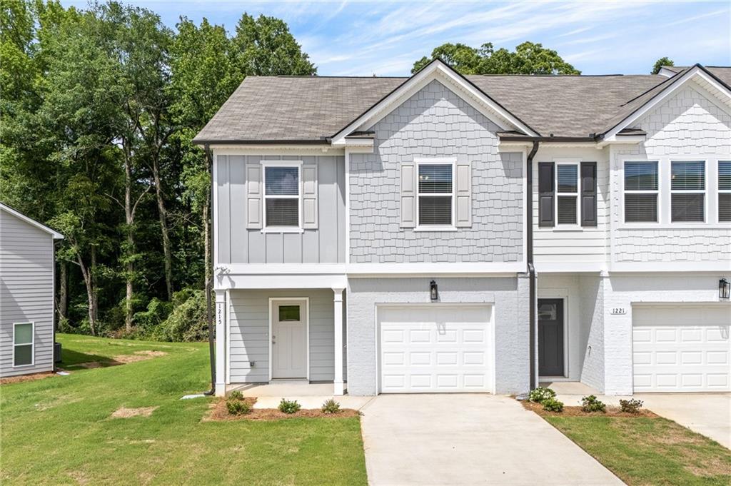 Image of Property at 1215 Mccoy Street, Opelika, AL 36801