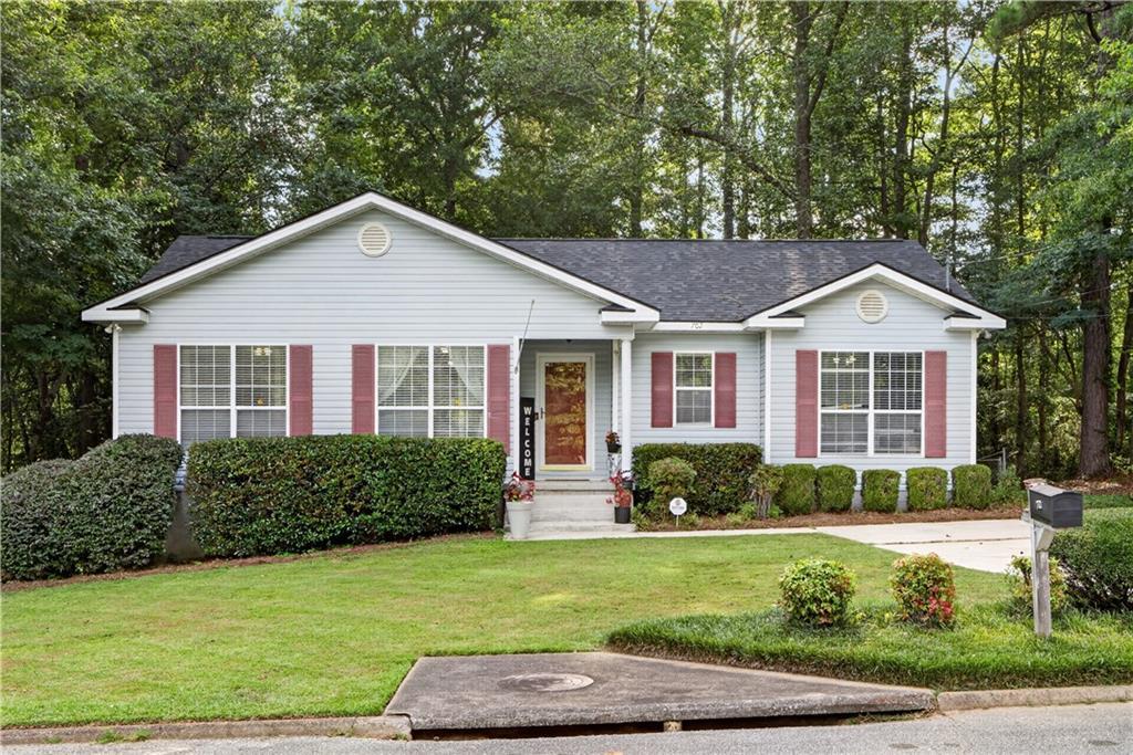 Image of Property at 702 Rosalind Street, Opelika, AL 36801